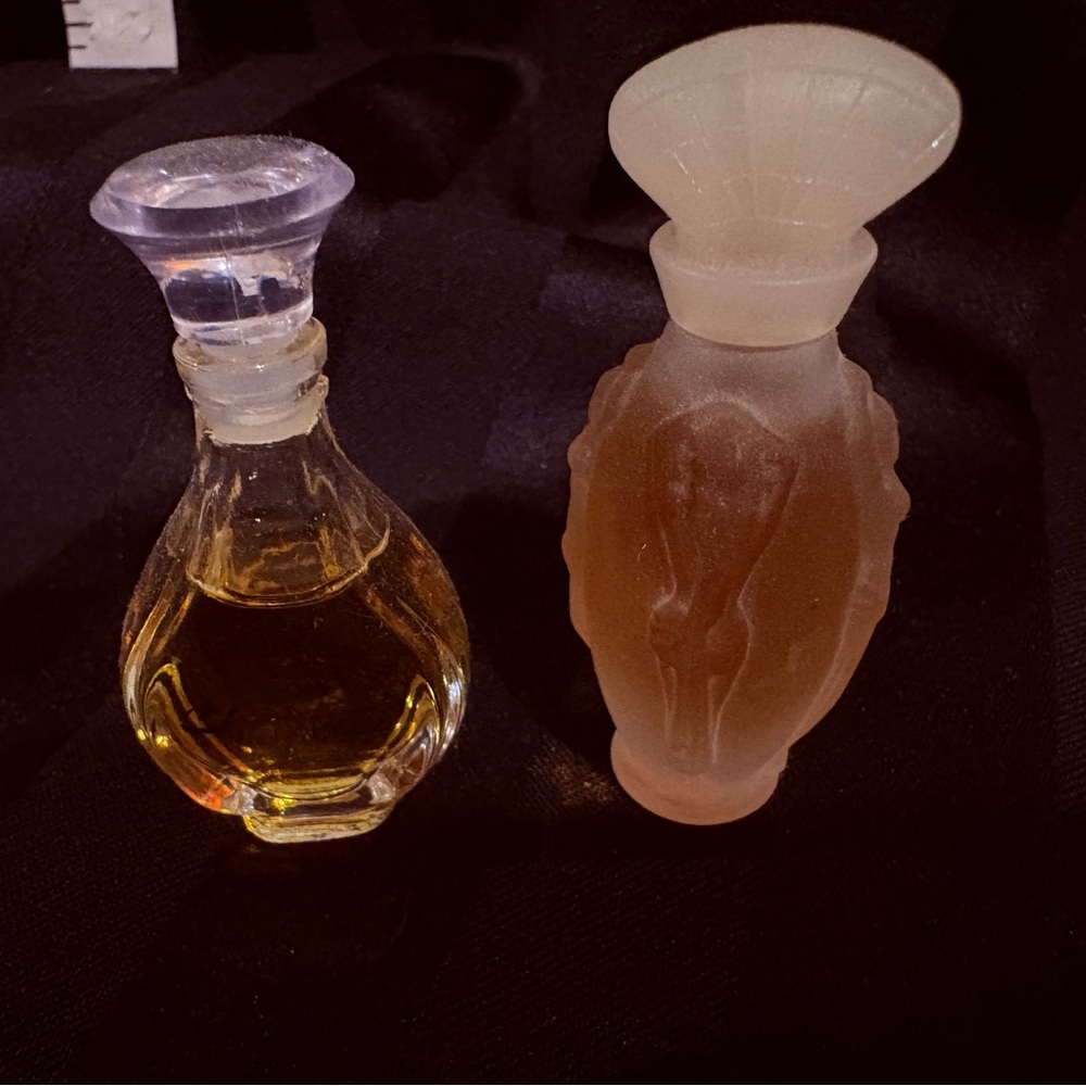 Elegant Miniature Perfume Bottles Set